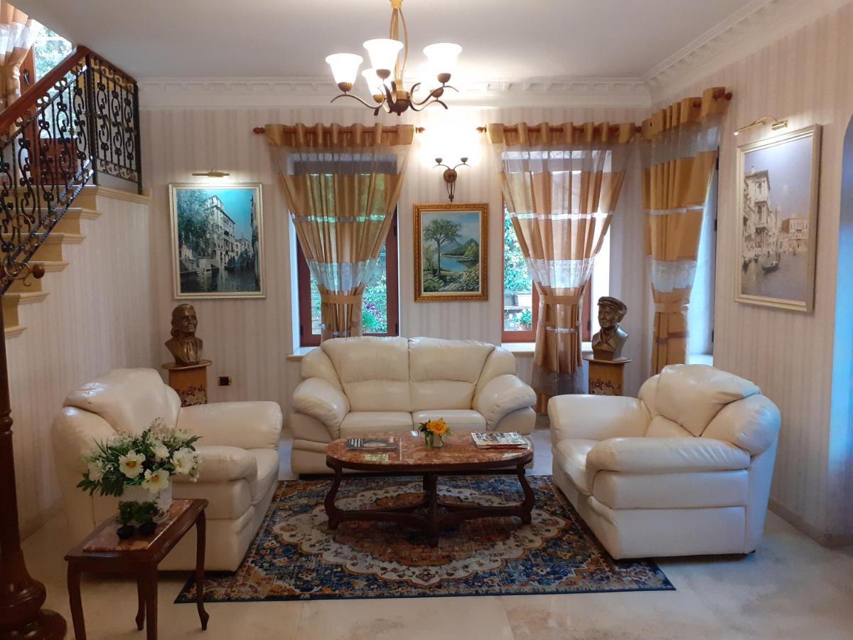 Hotel Guri Elbasan Ngoại thất bức ảnh