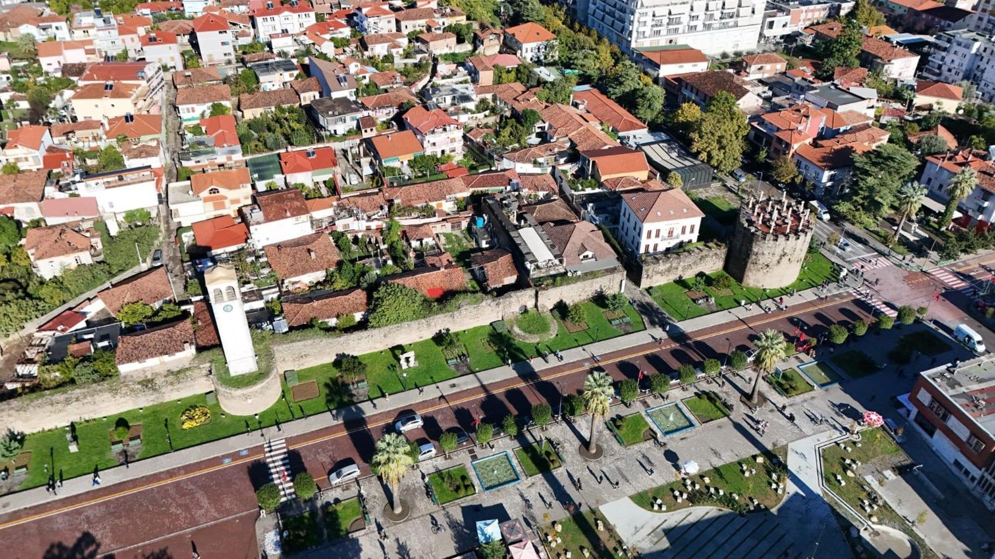 Hotel Guri Elbasan Ngoại thất bức ảnh