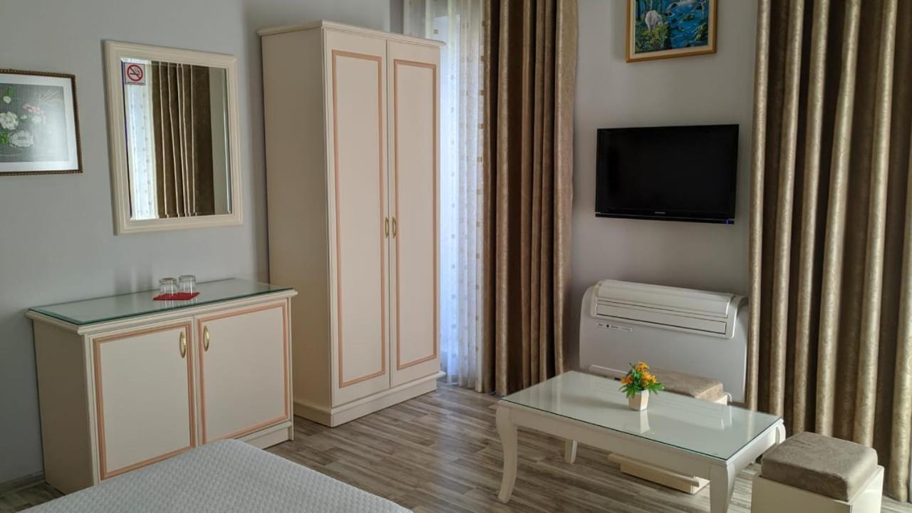 Hotel Guri Elbasan Ngoại thất bức ảnh